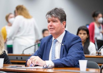 Comissão de Saúde aprova projeto de Ruy Carneiro em defesa de pacientes com epilepsia