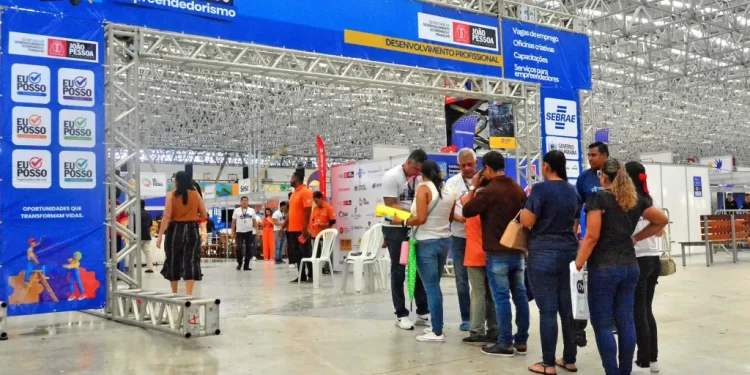 Feirão da Empregabilidade é sucesso em mais uma edição com oferta de capacitações e conquista de trabalho