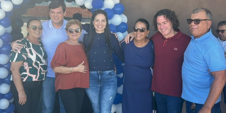 Veneziano celebra adesão do vice-prefeito de Piancó no lançamento das pré-candidaturas do MDB, Republicanos e União Brasil
