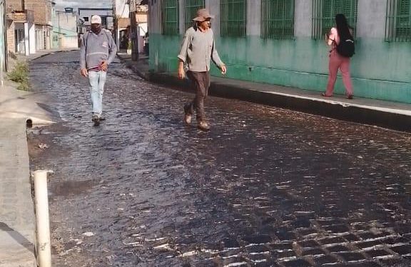 Emenda de R$ 3 milhões de Veneziano garante asfaltamento de 14 ruas de São José da Mata, Galante e Bairro das Nações, em Campina Grande