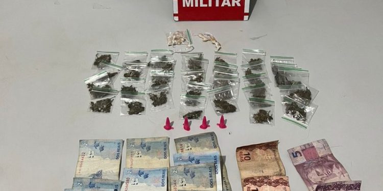 Suspeito de tráfico é preso com maconha, crack e cocaína no Litoral Norte da Paraíba