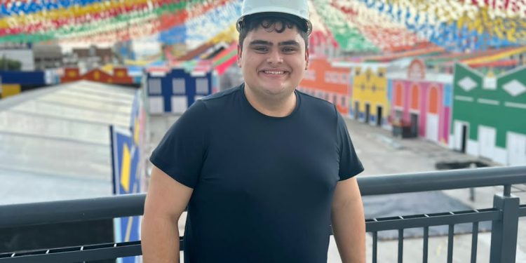 Ronaldo Cunha Lima se engaja ao lado de lideranças para o retorno do Conjunto IPEP a Campina: “Desejo da maioria da população”