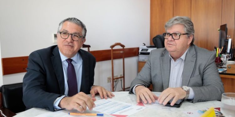 João Azevêdo apresenta conjunto de obras a inaugurar e a autorizar no valor de R$ 2 bilhões em parceria com o governo federal