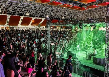 Primeiro dia do Cena Nordeste Festival é encerrado com show de Seu Pereira e Coletivo 401 no Teatro de Arena