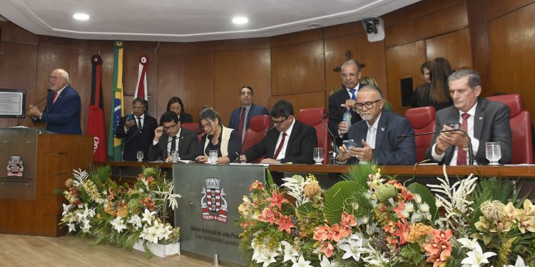 CMJP desvincula o serviço de doulas do voluntariado