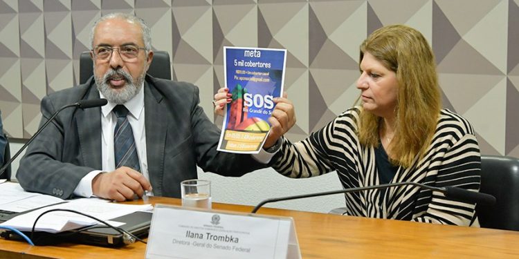 Senado lança campanha para arrecadar 5 mil cobertores para o RS