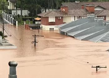 Sobe para 83 número de mortes no Rio Grande do Sul pelas fortes chuvas