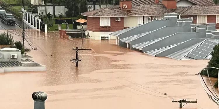 Sobe para 83 número de mortes no Rio Grande do Sul pelas fortes chuvas