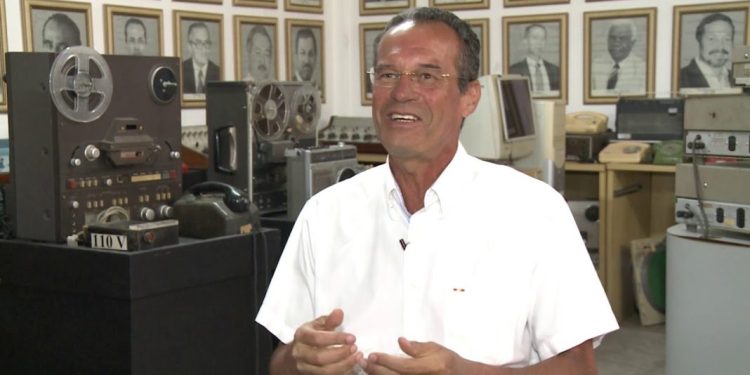 API-PB divulga nota de repúdio após jornalista Ulisses Barbosa ser agredido em praça da Capital