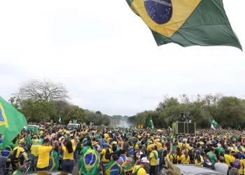 Supremo condena mais 10 pessoas pelos atos do dia 8 de janeiro