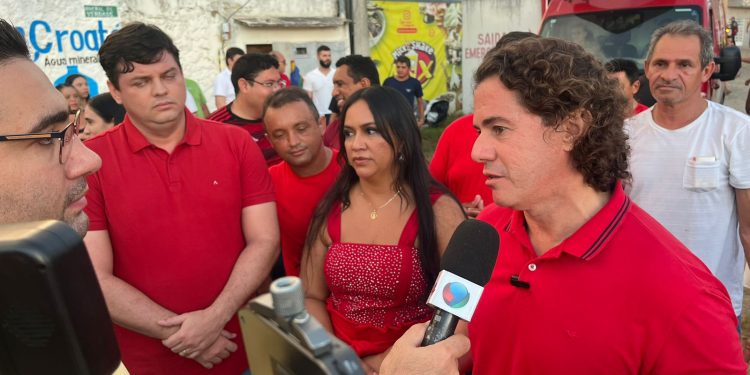 Veneziano participa do tradicional campeonato “Poeirão” em Itaporanga e saúda as mais de 120 equipes participantes