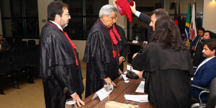 Francisco Antônio Sarmento toma posse no cargo de corregedor-geral do MPPB