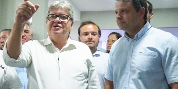 Marmuthe Cavalcanti comemora instalação da Casa da Cidadania no Valentina de Figueiredo