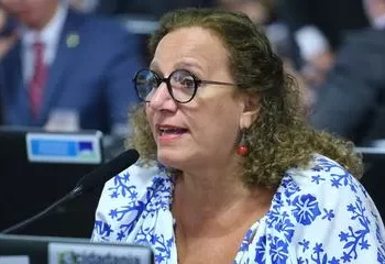 “Ainda não vencemos”, alerta Jandira Feghali sobre PL antiaborto