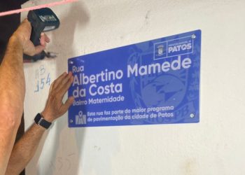 Prefeitura de Patos entrega mais duas ruas calçadas no bairro Maternidade