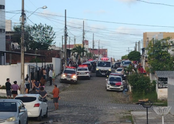 Policial mata ex-esposa e ex-cunhada após se irritar com chegada da PM