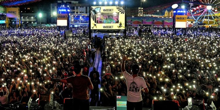 Primeiro domingo d’O Maior São João do Mundo 2024 atrai mais de 60 mil pessoas para o Parque do Povo