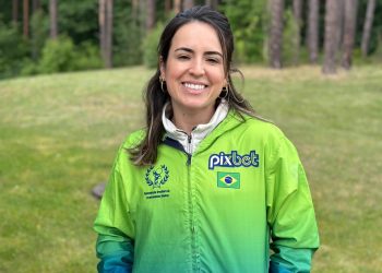 Mayara Rocha representa a Paraíba e o Brasil neste domingo no Campeonato Mundial de Powerlifting Clássico, na Lituânia