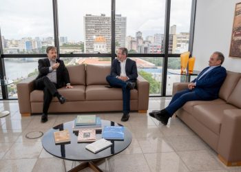 TCE-PE estuda construir Centro Cultural inspirado no Ariano Suassuna do TCE-PB