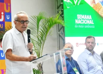 Cícero Lucena apresenta avanços de João Pessoa na área ambiental e vice-prefeita do Recife elogia políticas que inspiram a Capital pernambucana