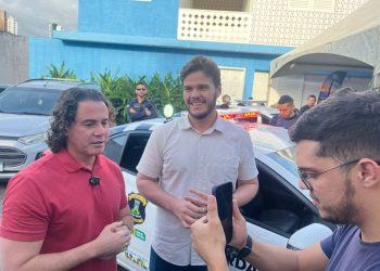 Durante entrega de viaturas, Prefeito Bruno e Coordenador agradecem a Veneziano articulação para reforço da Guarda Municipal