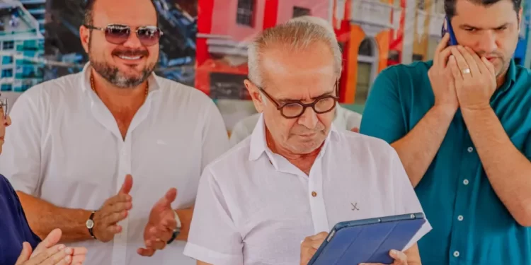 Cícero Lucena autoriza a construção da Cozinha Comunitária do Alto do Mateus