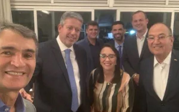 Romero apoia projeto defendido por Lira que visa proibir a validação de delações premiadas; especialistas criticam o projeto