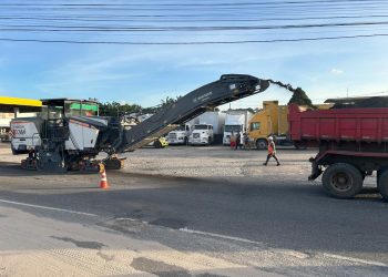 Veneziano viabiliza recursos para recapeamento do entorno do viaduto Major Ciraulo: “Senador que mais trabalha por Bayeux”
