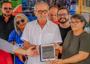 Prefeito autoriza obras de pavimentação em 22 ruas do Funcionários II e projeta a entrega de outras 120 até o fim deste mês
