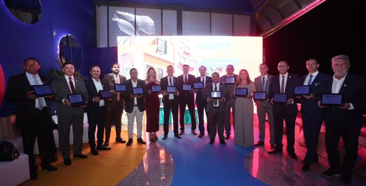 Sumé é premiado no Programa Prefeito Amigo da Criança