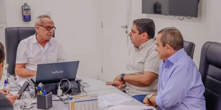 Prefeitura e Crea-PB firmam termo de cooperação para aprimorar ações fiscalizadoras em João Pessoa