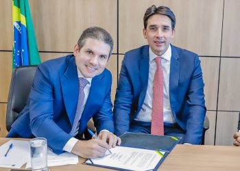 Em reunião com deputado Hugo Motta, ministro anuncia início do projeto do aeroporto de São Bento