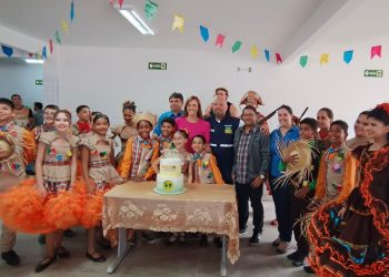 Representando Veneziano, Ana Cláudia celebra 100 mil refeições do Restaurante Popular do Distrito dos Mecânicos, em Campina Grande