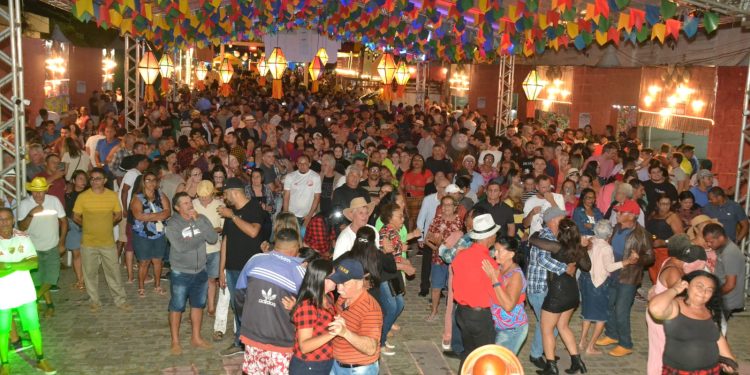 Cidade Forró: Monteiro registra aumento do turismo e aquecimento da economia