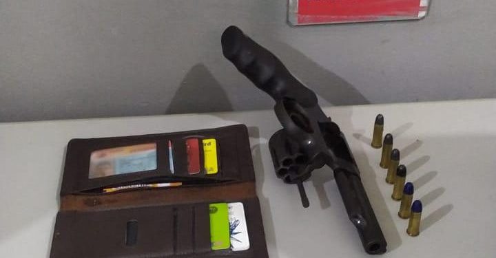 48 armas até agora: PM apreende mais uma arma durante abordagem a suspeito em Bayeux