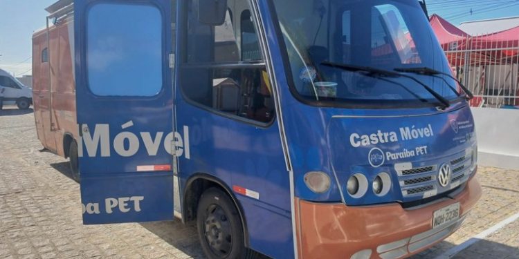 Paraíba Pet: Castra Móvel atende 400 animais em dois meses da ação itinerante