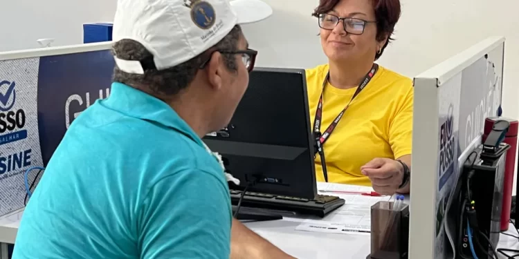 Sine-JP inicia a semana ofertando 549 vagas de emprego