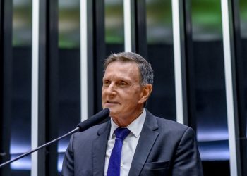 Comissão aprova projeto que prevê vestibular especial para ingresso de pessoas idosas em universidades