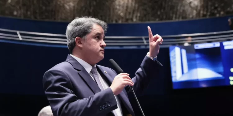 Com relatório de Efraim, Senado aprova regulamentação da profissão de técnico em nutrição e dietética