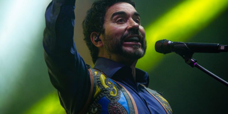 Show de religiosos leva multidão ao Parque do Povo