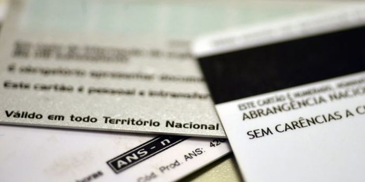 Operadoras poderão ser obrigadas a oferecer planos de saúde individuais