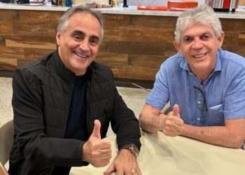 Luciano Cartaxo publica foto com Ricardo Coutinho: “comemorando mais uma vitória do Belo”