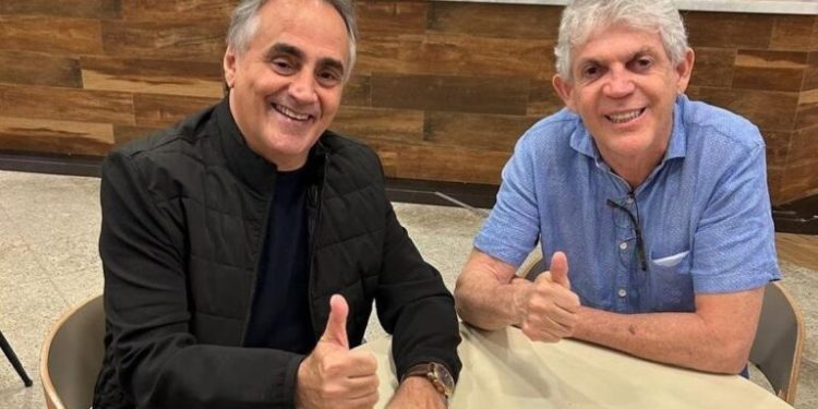 Luciano Cartaxo publica foto com Ricardo Coutinho: “comemorando mais uma vitória do Belo”