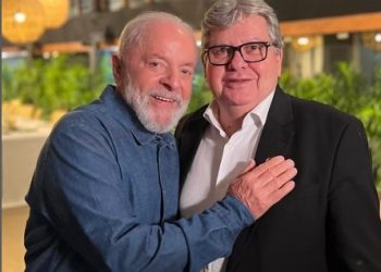 João Azevêdo participa de jantar com Lula e governadores do Nordeste