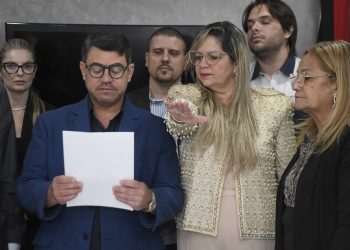 Raíssa Lacerda toma posse na CMJP em vaga deixada pelo vereador Professor Gabriel