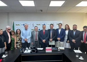 Luciano Cartaxo participa de reunião no Ministério da Saúde com Luiz Couto e Ricardo Coutinho