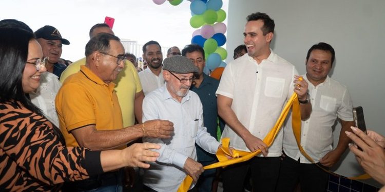 Vice-governador Lucas Ribeiro entrega creche em Tacima e prestigia Caminhos do Frio em Areia