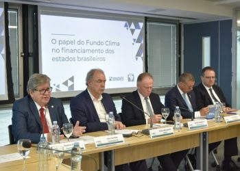 João Azevêdo participa de evento do BNDES e defende criação de fundo para a caatinga