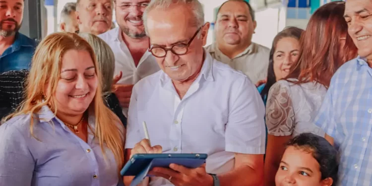 Prefeito de João Pessoa autoriza reconstrução da Escola Lions Tambaú