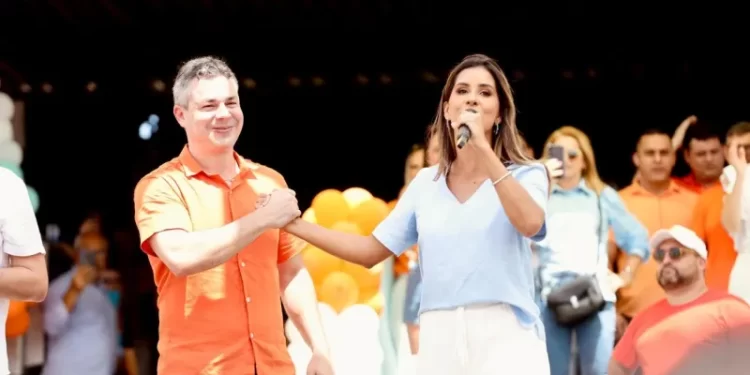 André Coutinho é confirmado como candidato em Cabedelo com Camila Holanda como vice